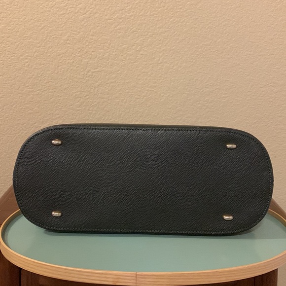 CELINE vintage bag. Genuine leather. Strong yet elegant and understated. Rare. - Picture 6 of 17